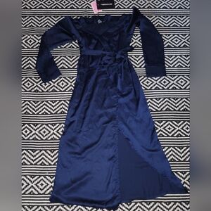 PrettyLittleThing Blue Long Sleeve Off-the-Shoulder Gown